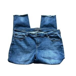 Torrid‎ Crop Boyfriend Jeans Women's 20 Blue High Rise Raw Hem